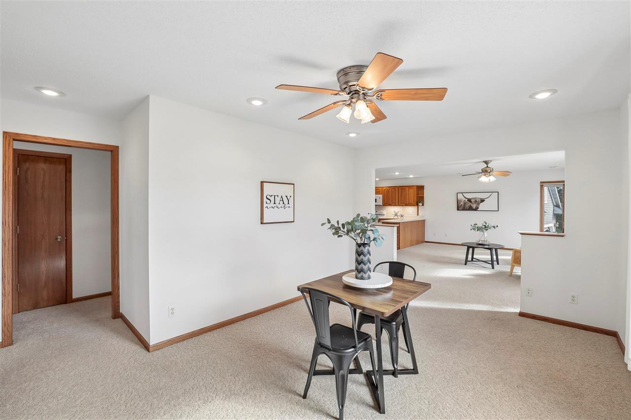100 Court Street Victor IA 52347