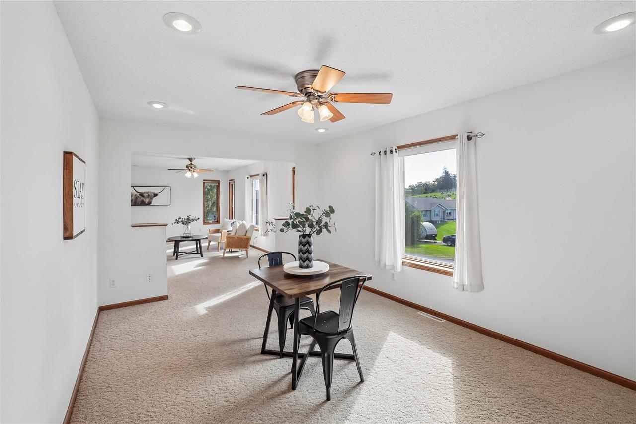 100 Court Street Victor IA 52347