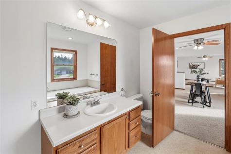 100 Court Street Victor IA 52347