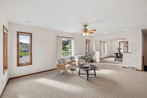 100 Court Street Victor IA 52347