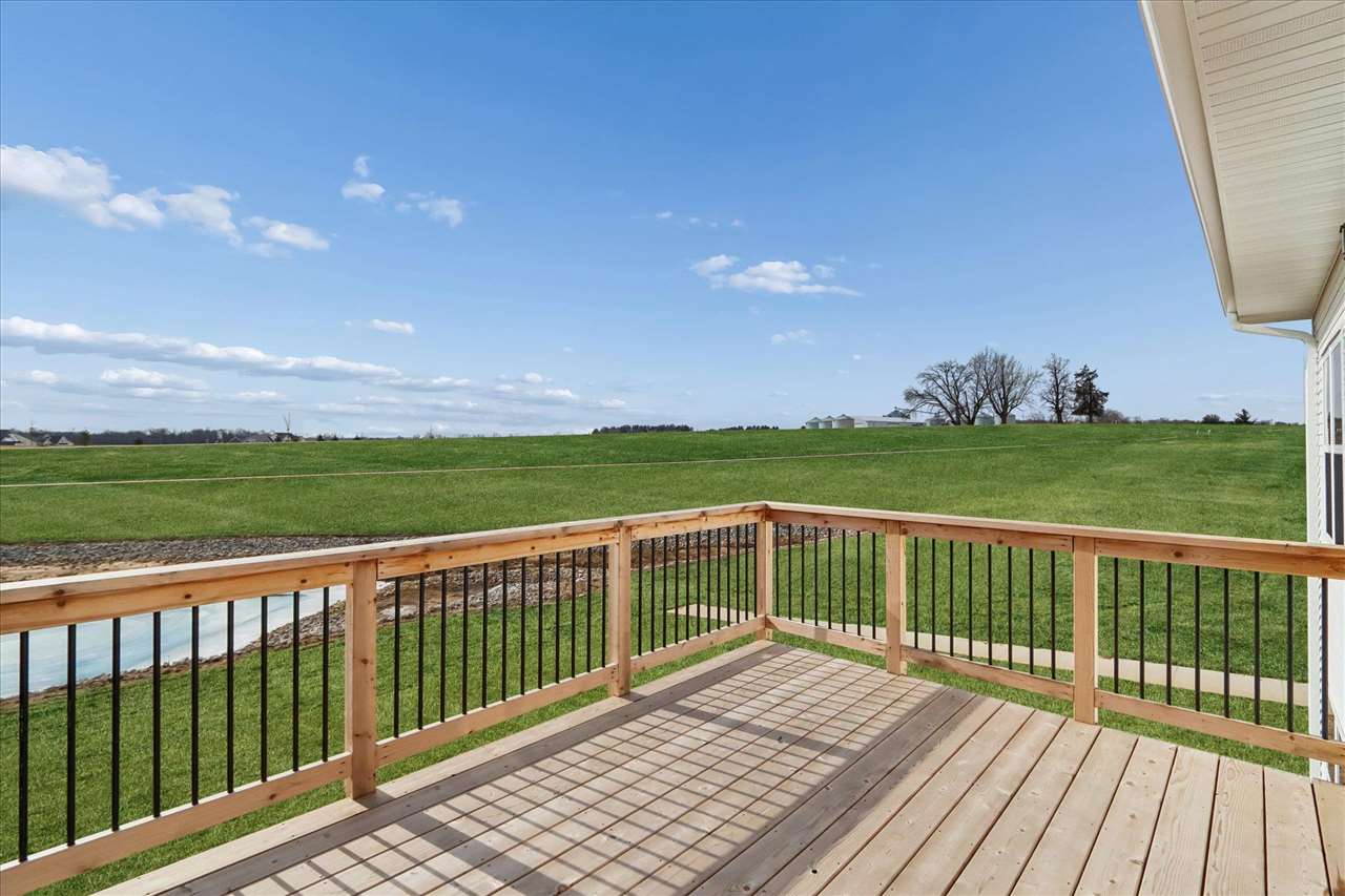 1023 Highland Trail Solon IA 52333