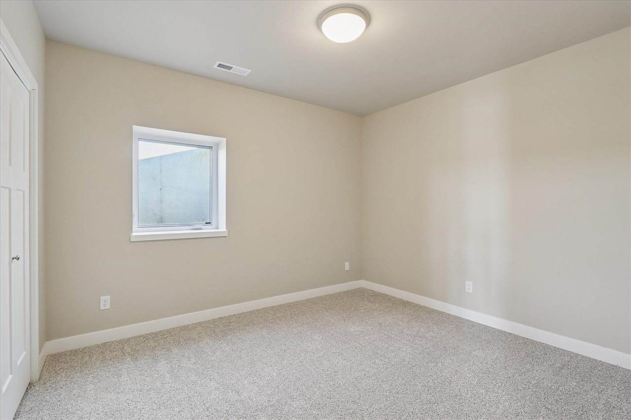 1023 Highland Trail Solon IA 52333