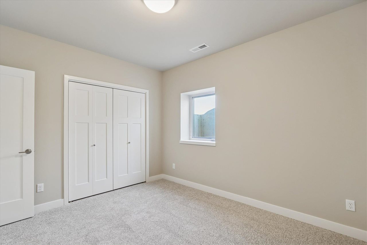 1023 Highland Trail Solon IA 52333