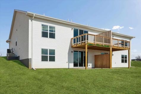 1023 Highland Trail Solon IA 52333