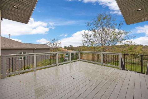 1825 Stone Creek Circle North Liberty IA 52317