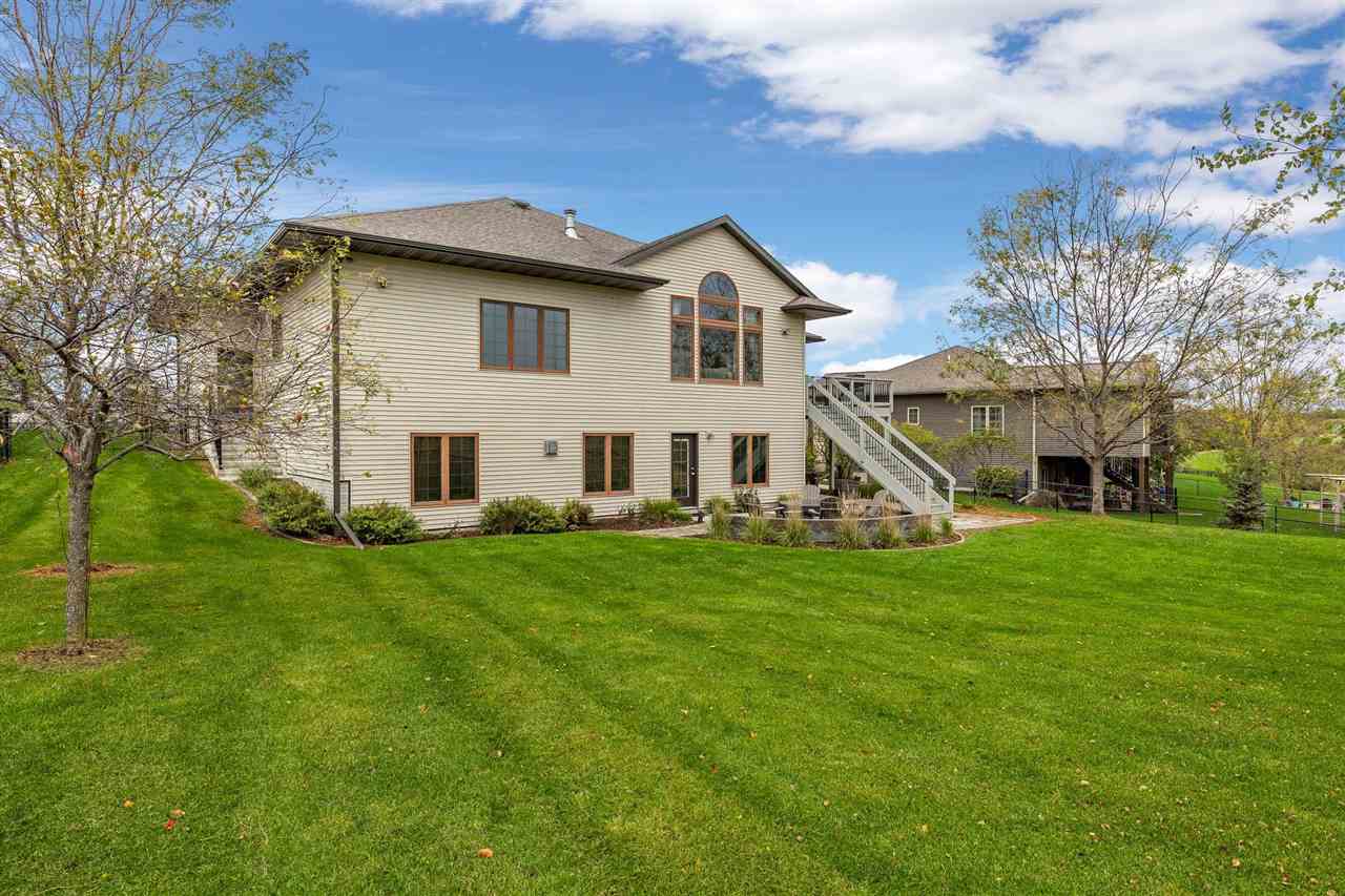 1825 Stone Creek Circle North Liberty IA 52317
