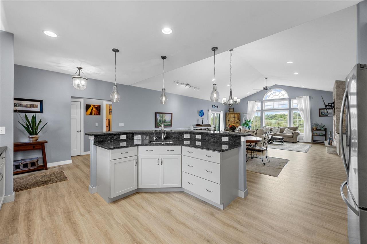 1825 Stone Creek Circle North Liberty IA 52317