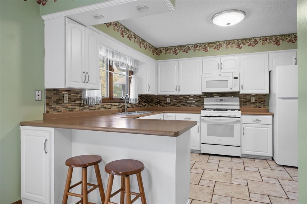 4216 Marilyn Drive NE Cedar Rapids IA 52402