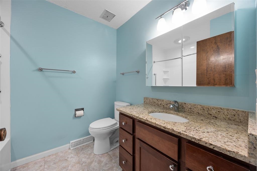 4216 Marilyn Drive NE Cedar Rapids IA 52402