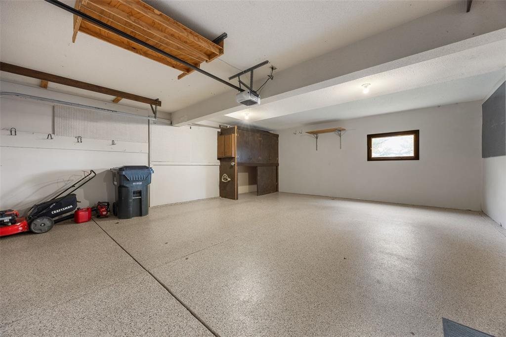 4216 Marilyn Drive NE Cedar Rapids IA 52402