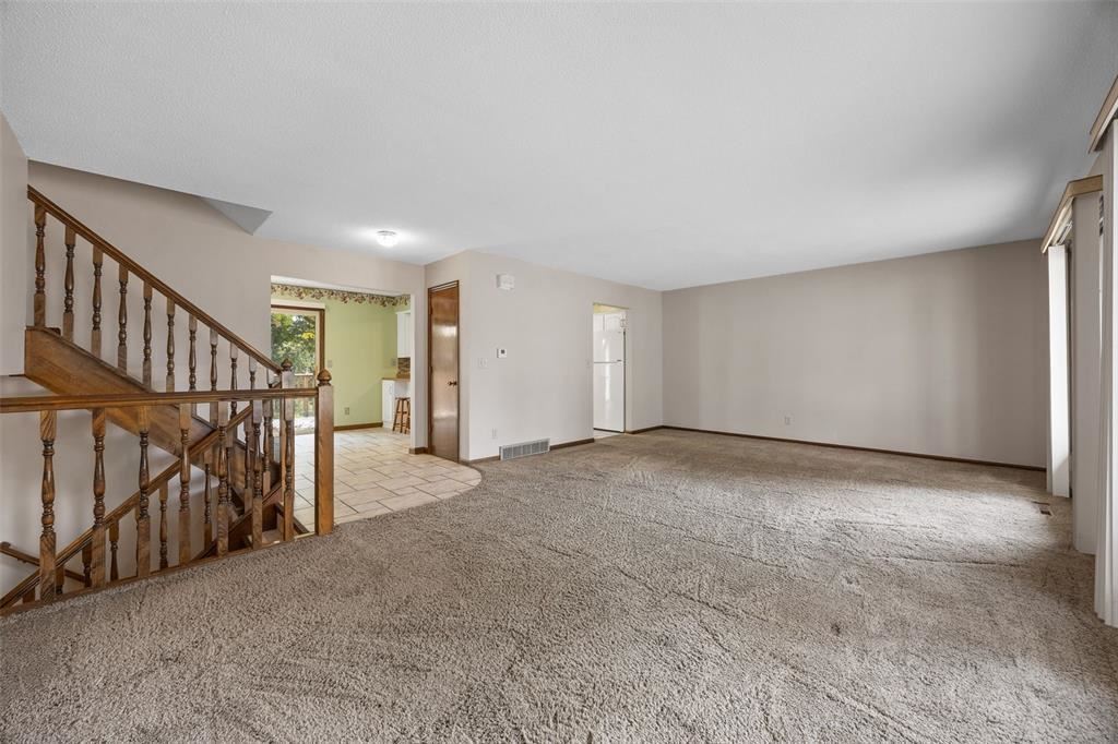 4216 Marilyn Drive NE Cedar Rapids IA 52402