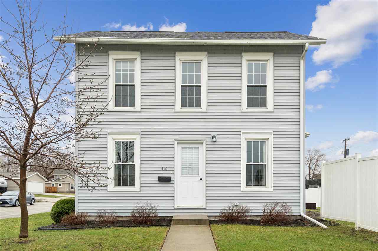 Vinton IA, 516 E 4th Street
