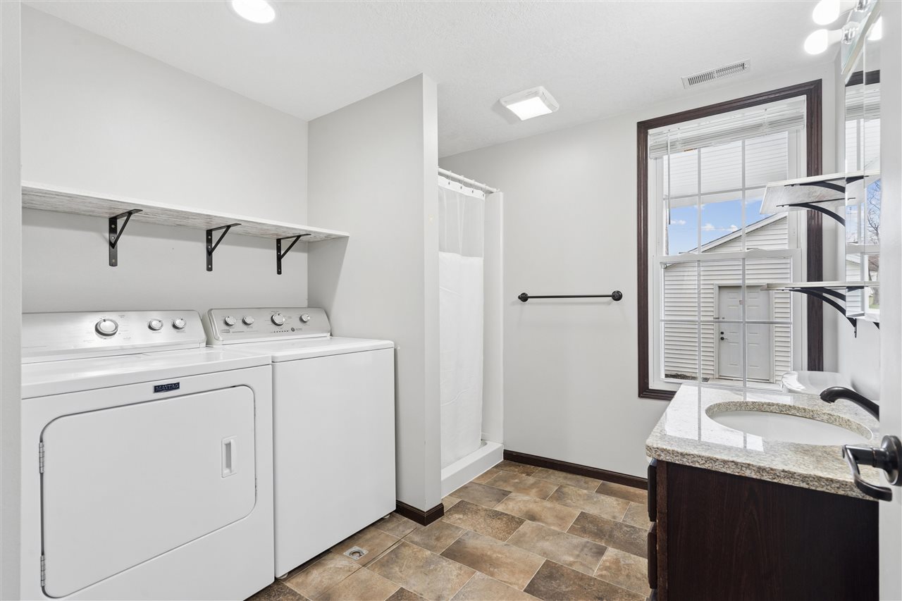 516 E 4th Street Vinton IA 52349