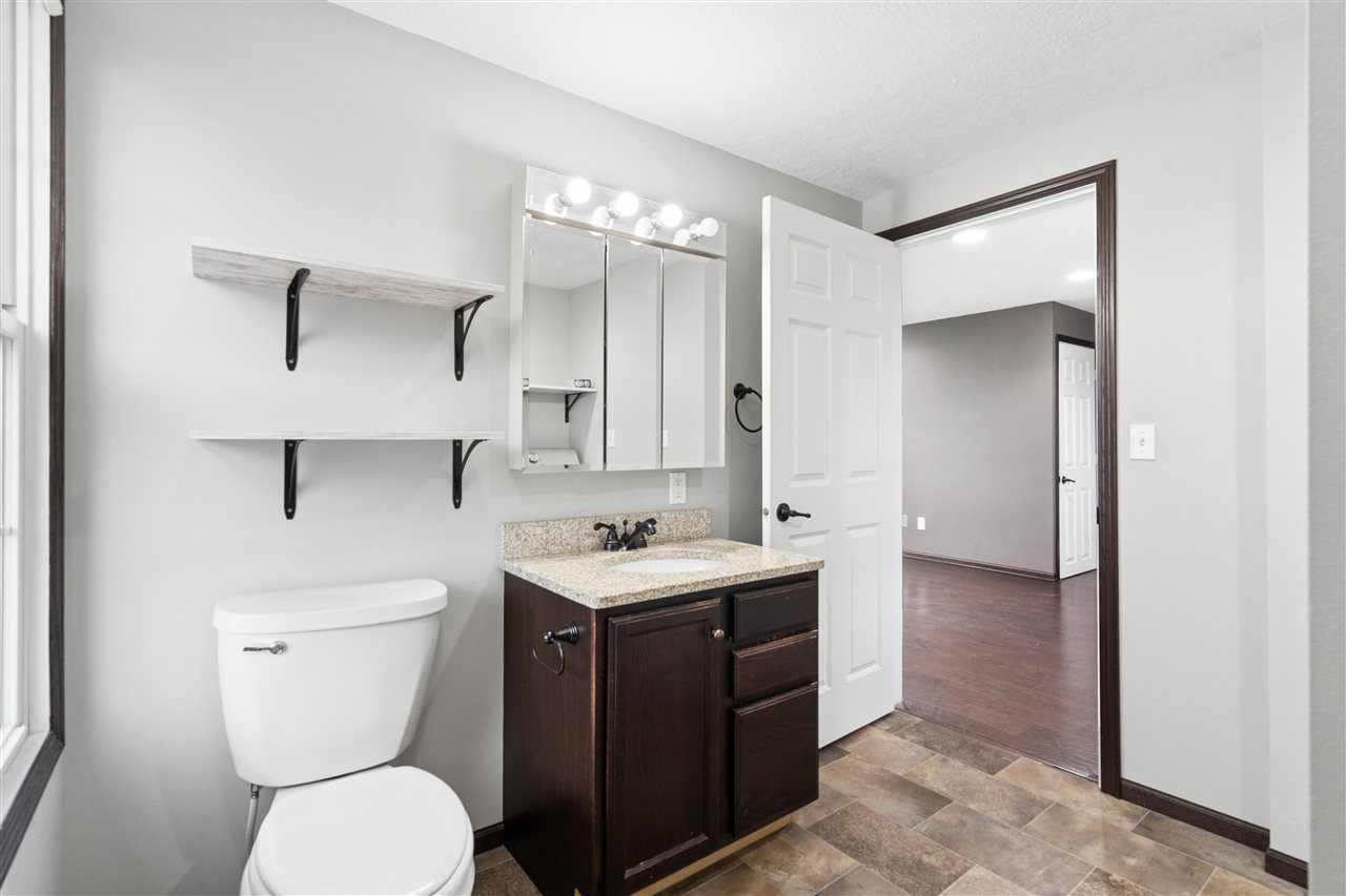 516 E 4th Street Vinton IA 52349