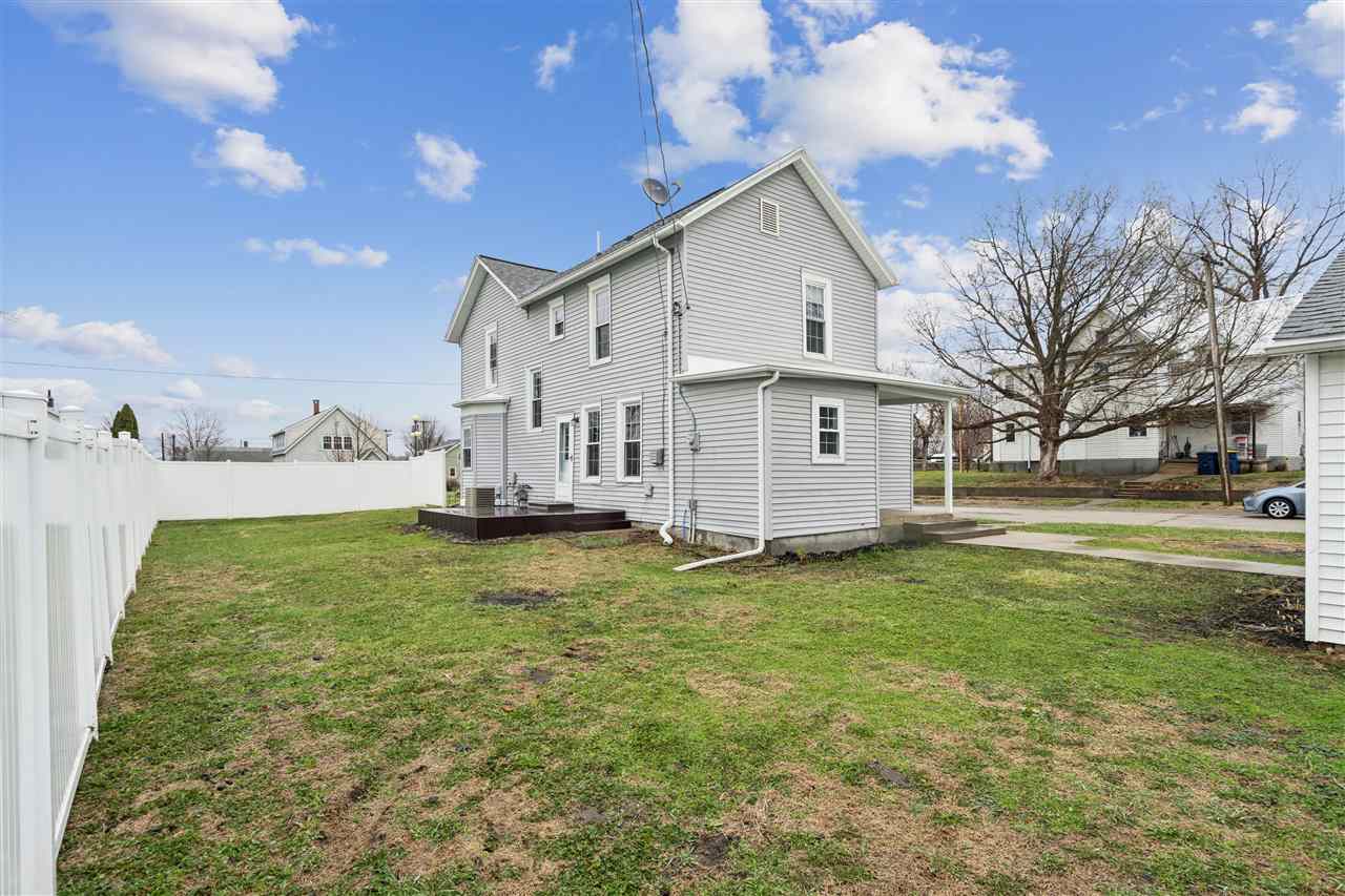 516 E 4th Street Vinton IA 52349