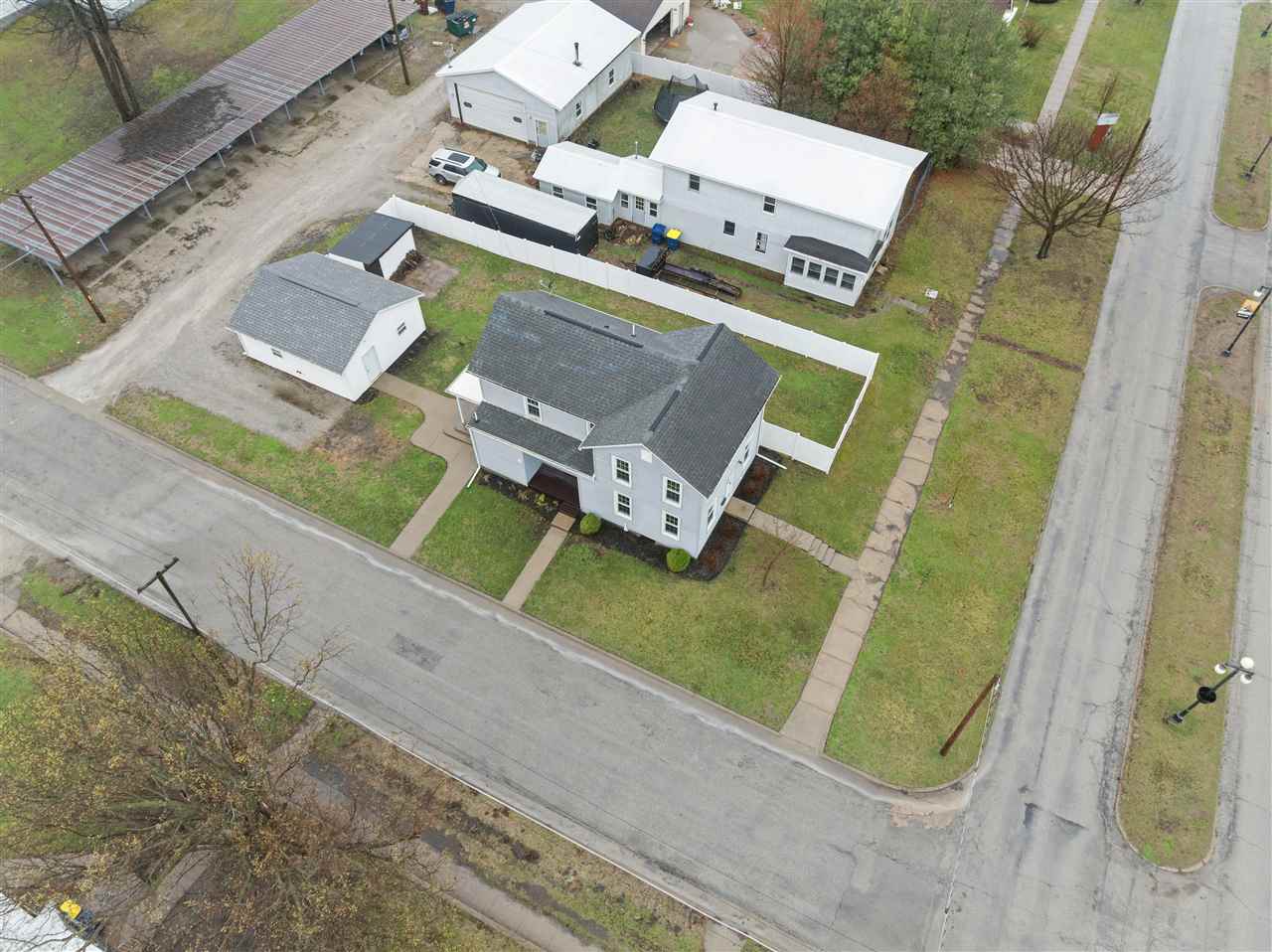 516 E 4th Street Vinton IA 52349