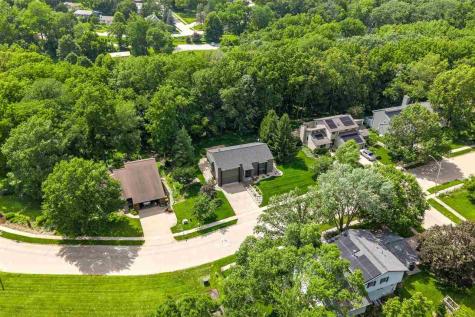 301 N 7th Avenue Iowa City IA 52245