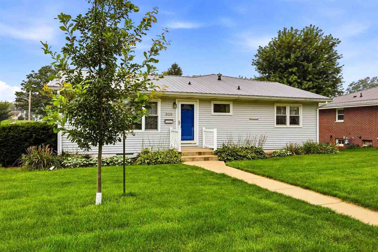 309 E 10th Street Tipton IA 52772