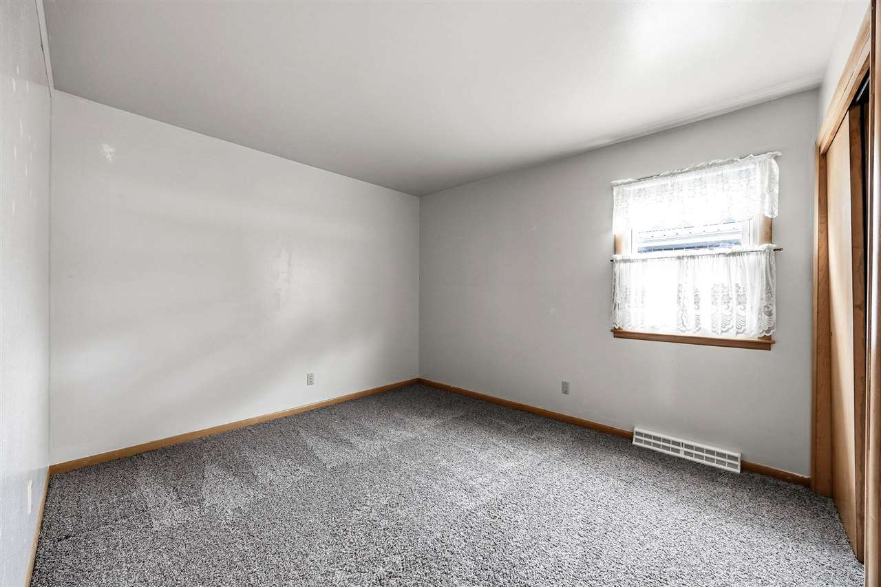 309 E 10th Street Tipton IA 52772