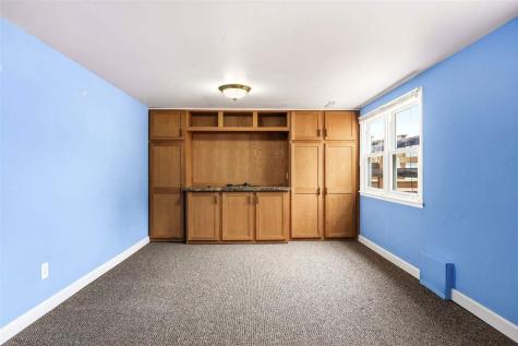 309 E 10th Street Tipton IA 52772