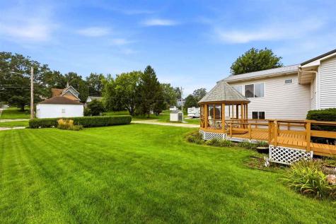 309 E 10th Street Tipton IA 52772