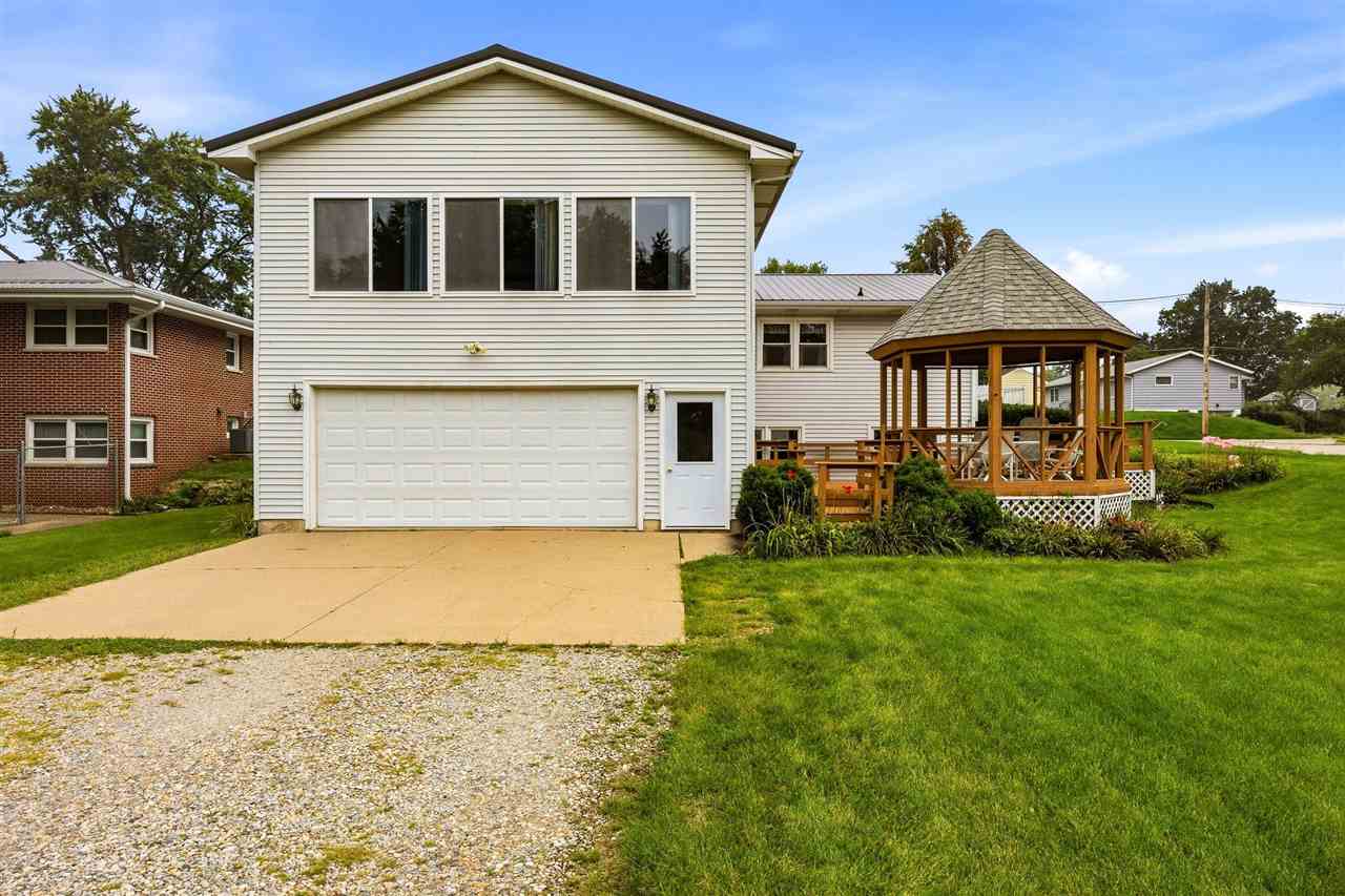 309 E 10th Street Tipton IA 52772