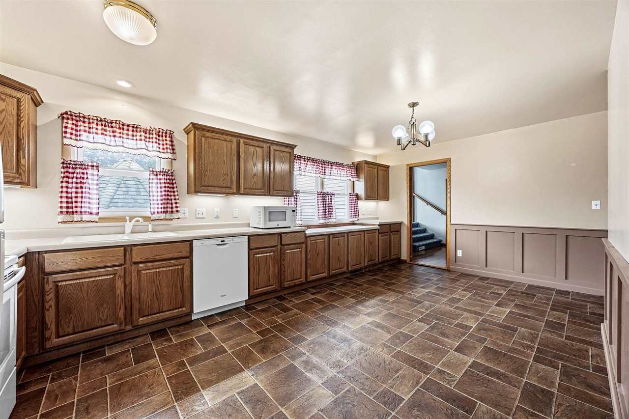 309 E 10th Street Tipton IA 52772