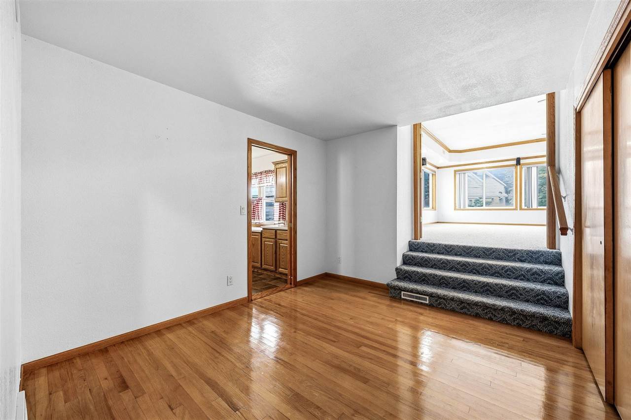 309 E 10th Street Tipton IA 52772