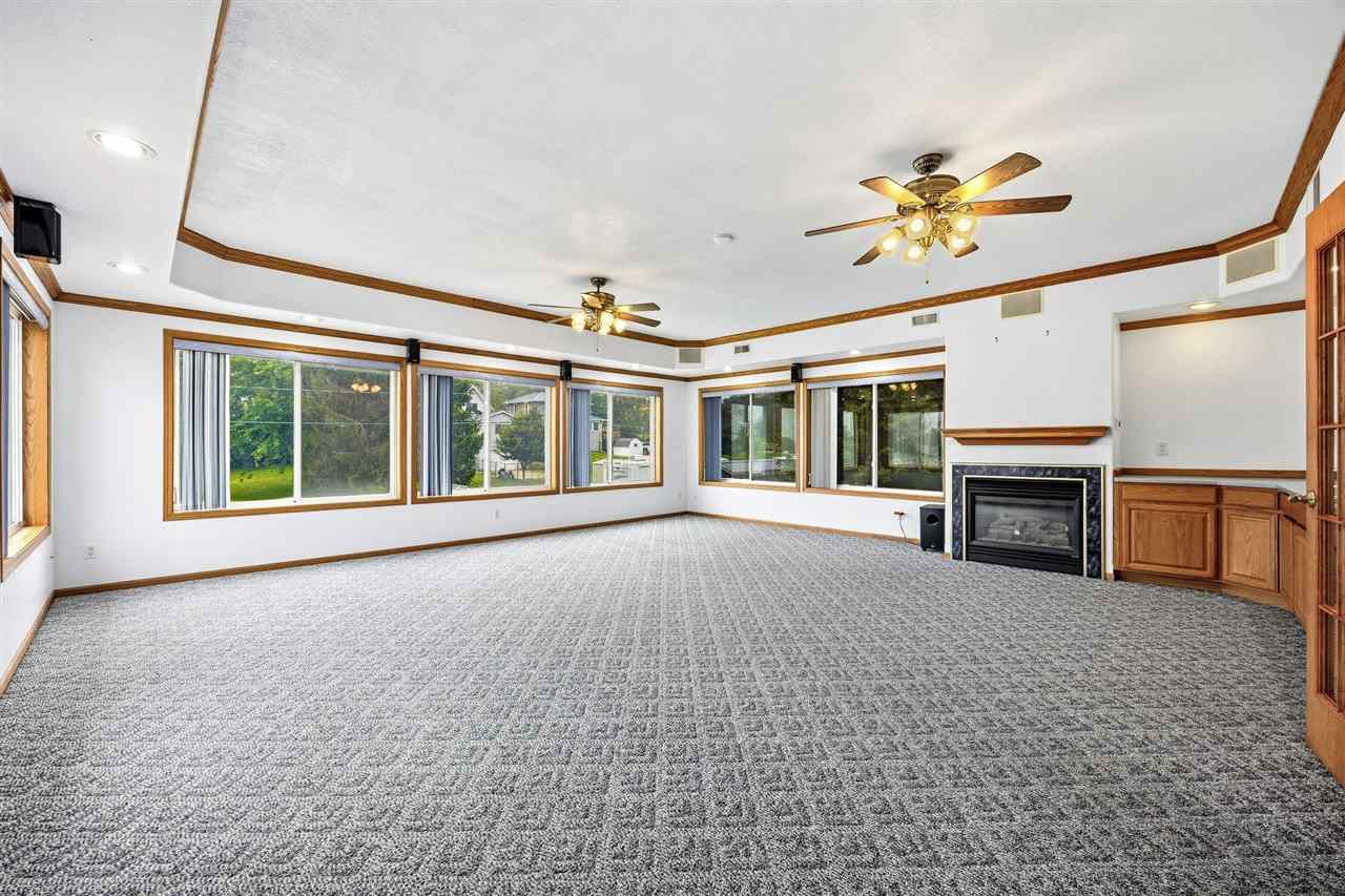 309 E 10th Street Tipton IA 52772