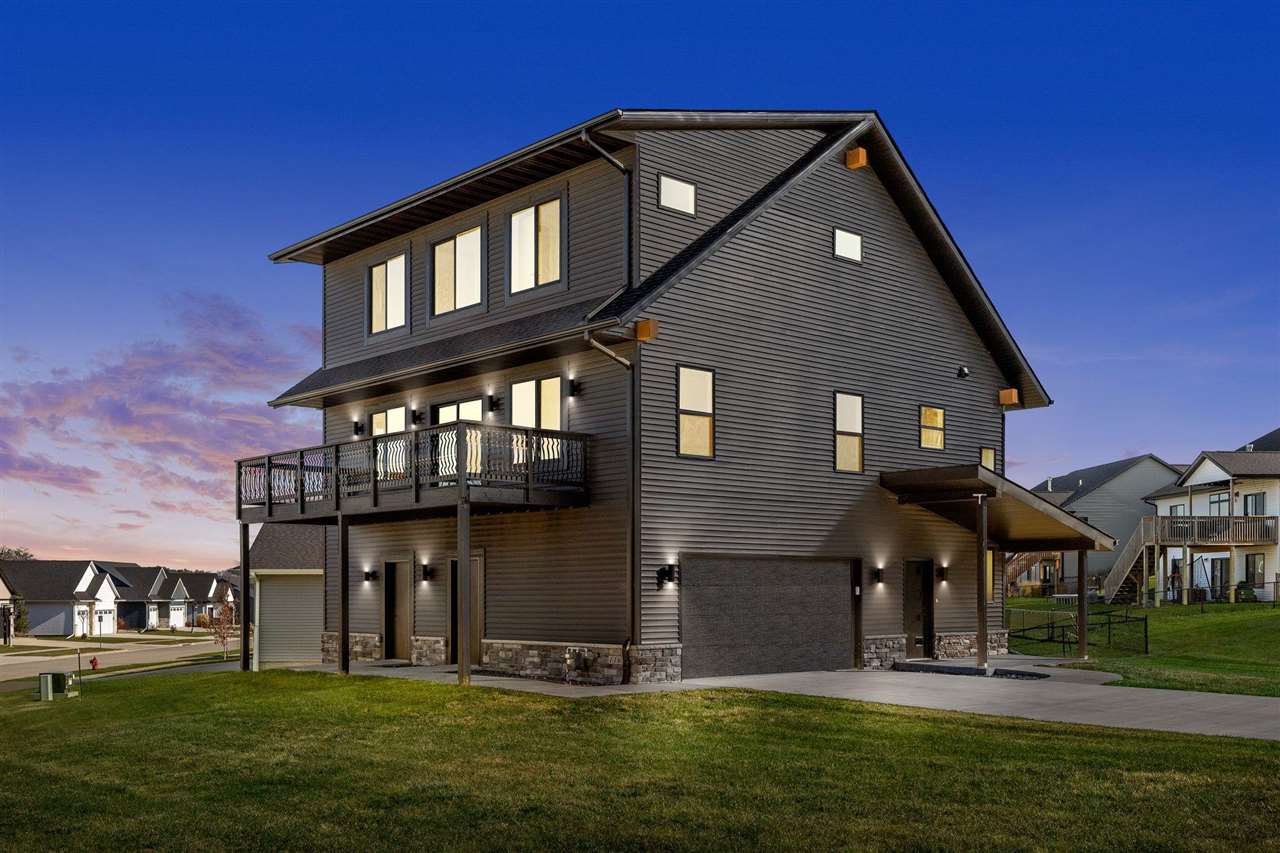1165 Salm Drive North Liberty IA 52317