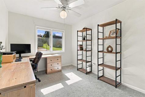 2228 Plaen View Drive Iowa City IA 52246