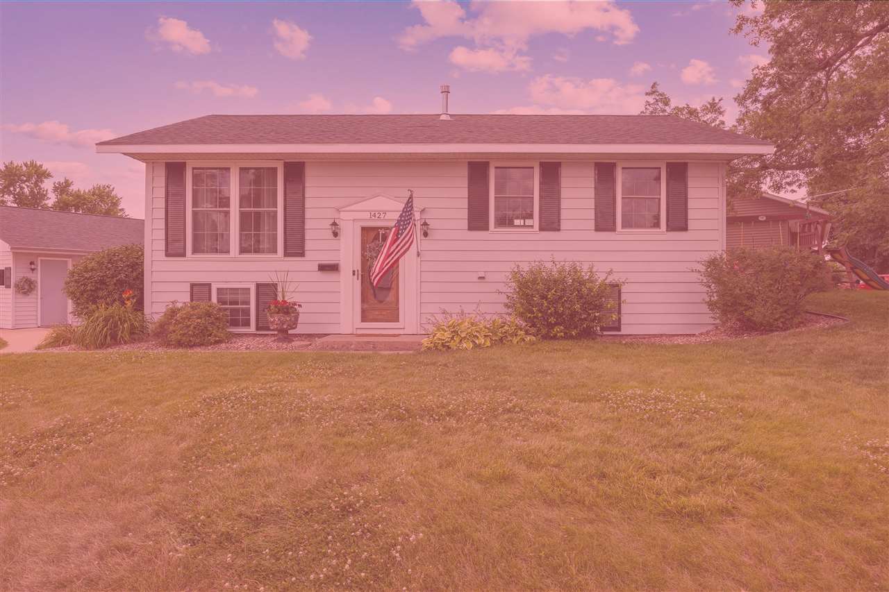 1427 Pawnee Drive Cedar Rapids IA 52405
