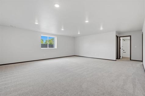 5025 Bluestem Street SW Kalona IA 52247