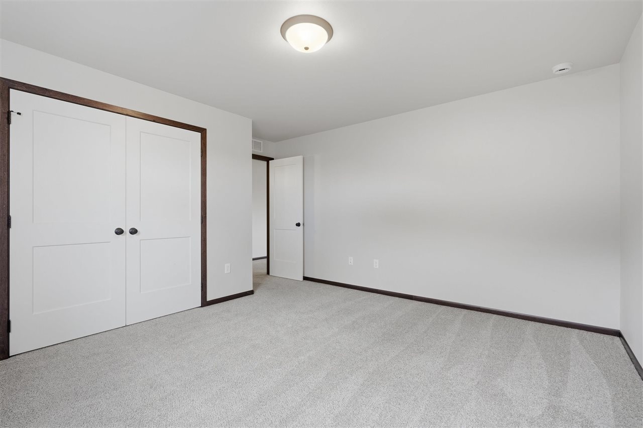 5025 Bluestem Street SW Kalona IA 52247