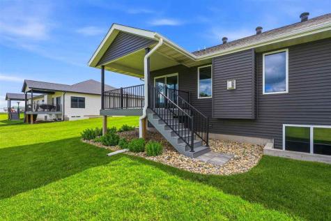 5025 Bluestem Street SW Kalona IA 52247