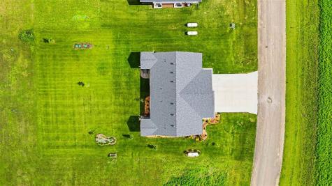 5025 Bluestem Street SW Kalona IA 52247