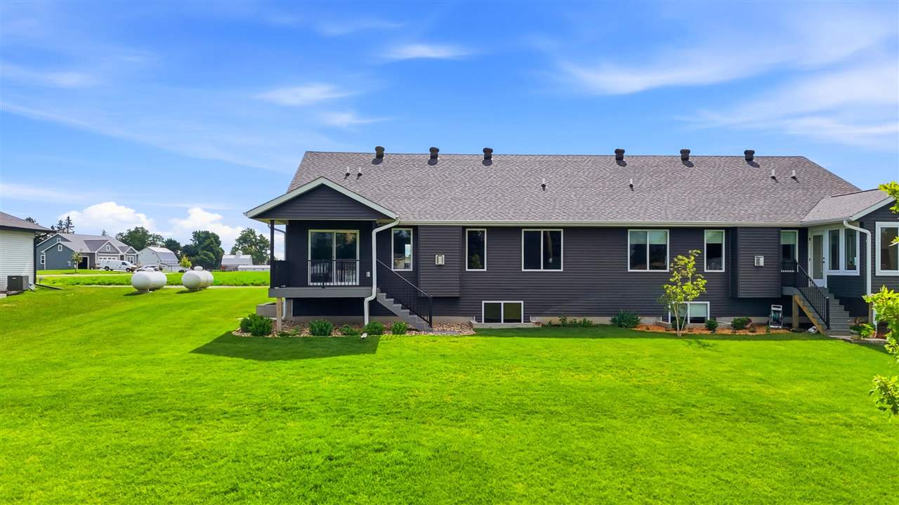 5025 Bluestem Street SW Kalona IA 52247