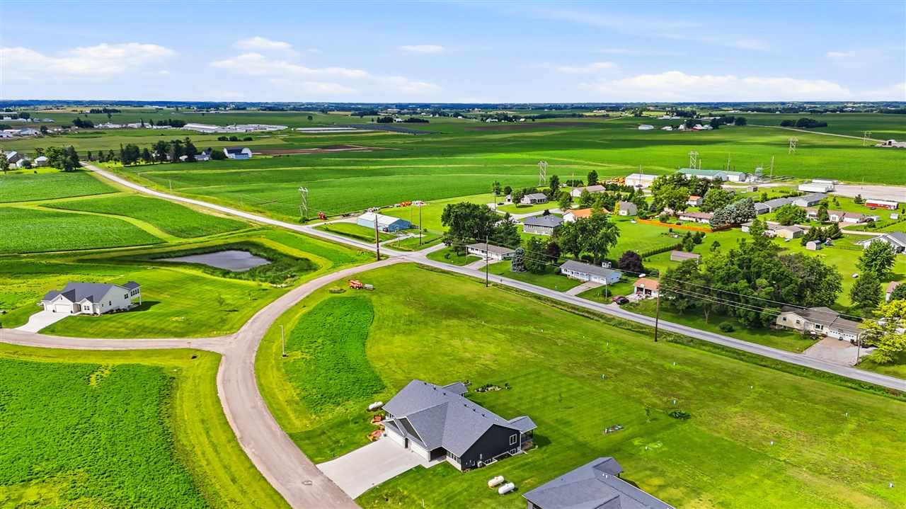5025 Bluestem Street SW Kalona IA 52247