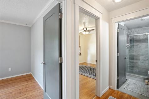 4047 Bedford Place Davenport IA 52806