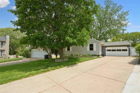 4047 Bedford Place Davenport IA 52806