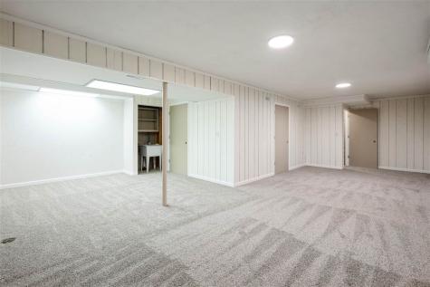 4047 Bedford Place Davenport IA 52806