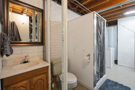 4047 Bedford Place Davenport IA 52806