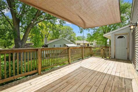 4047 Bedford Place Davenport IA 52806