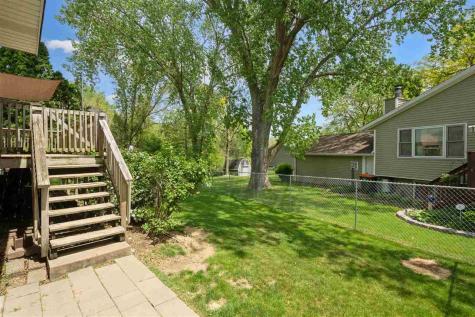 4047 Bedford Place Davenport IA 52806