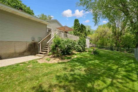 4047 Bedford Place Davenport IA 52806