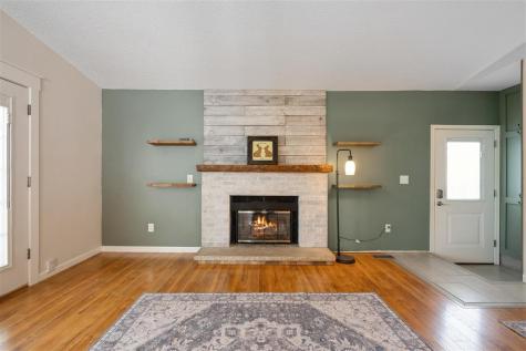 4047 Bedford Place Davenport IA 52806