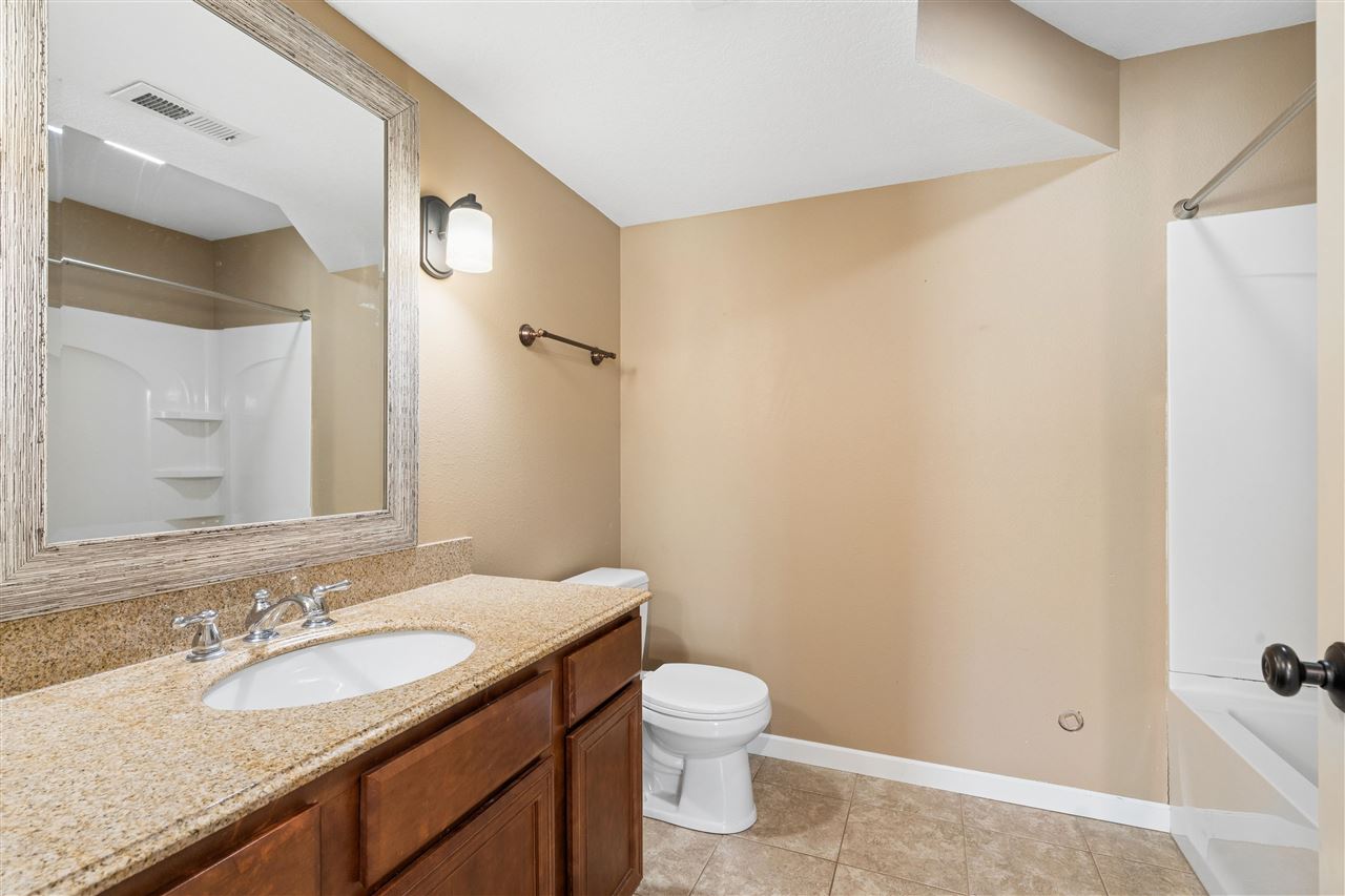 5012 SW Hay Field Court Cedar Rapids IA 52404