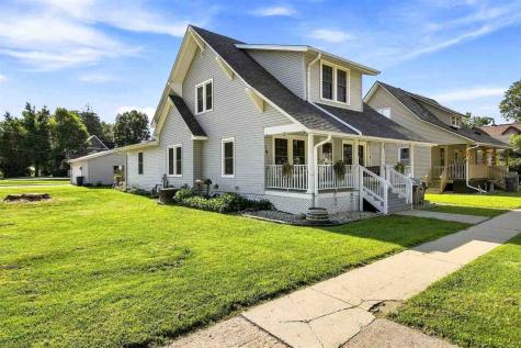 210 Walnut Street Tipton IA 52772