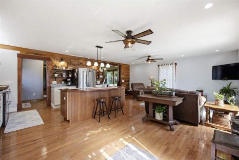 210 Walnut Street Tipton IA 52772