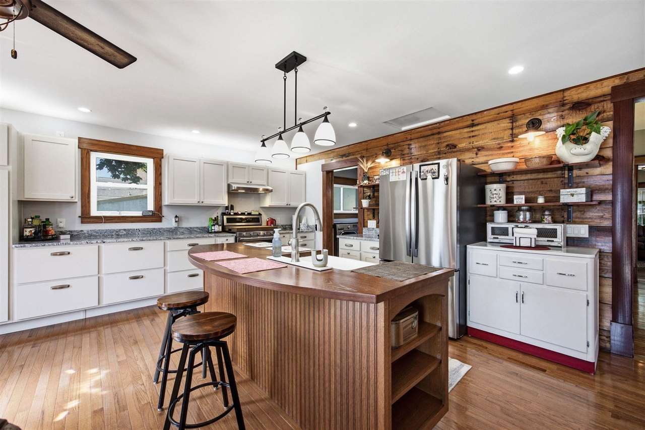 210 Walnut Street Tipton IA 52772